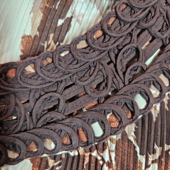 Catherines Womens 4X Brown Leaf Print Pleated Blouse Crochet Neck bell sleeves - Picture 4 of 15